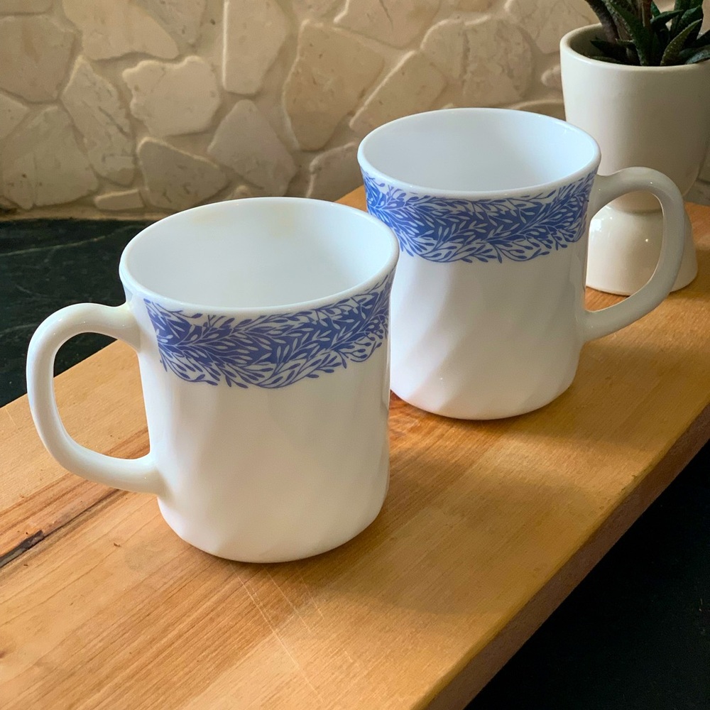 MARTHA STEWART EVERYDAY | Set of 2 | Blue & White Mugs